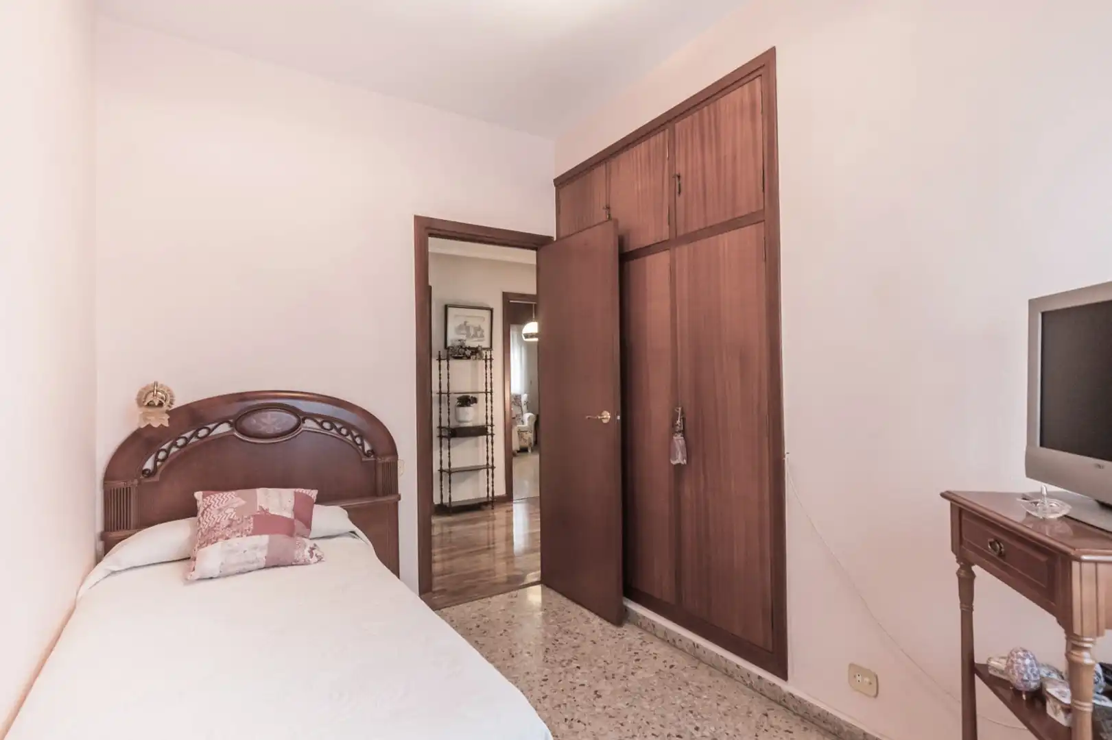 Habitación de Piso en venta en Murcia con Parquet, Amueblado y Horno