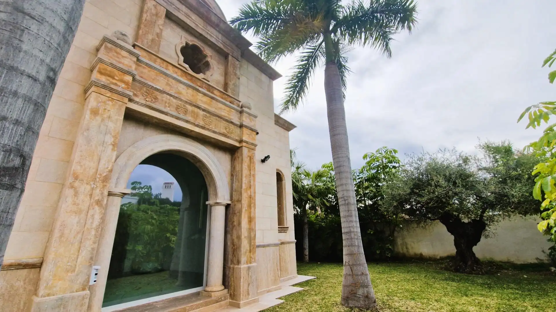 Exterior view of Houses for sale in Marbella  with Air Conditioner, Private garden and Terrace