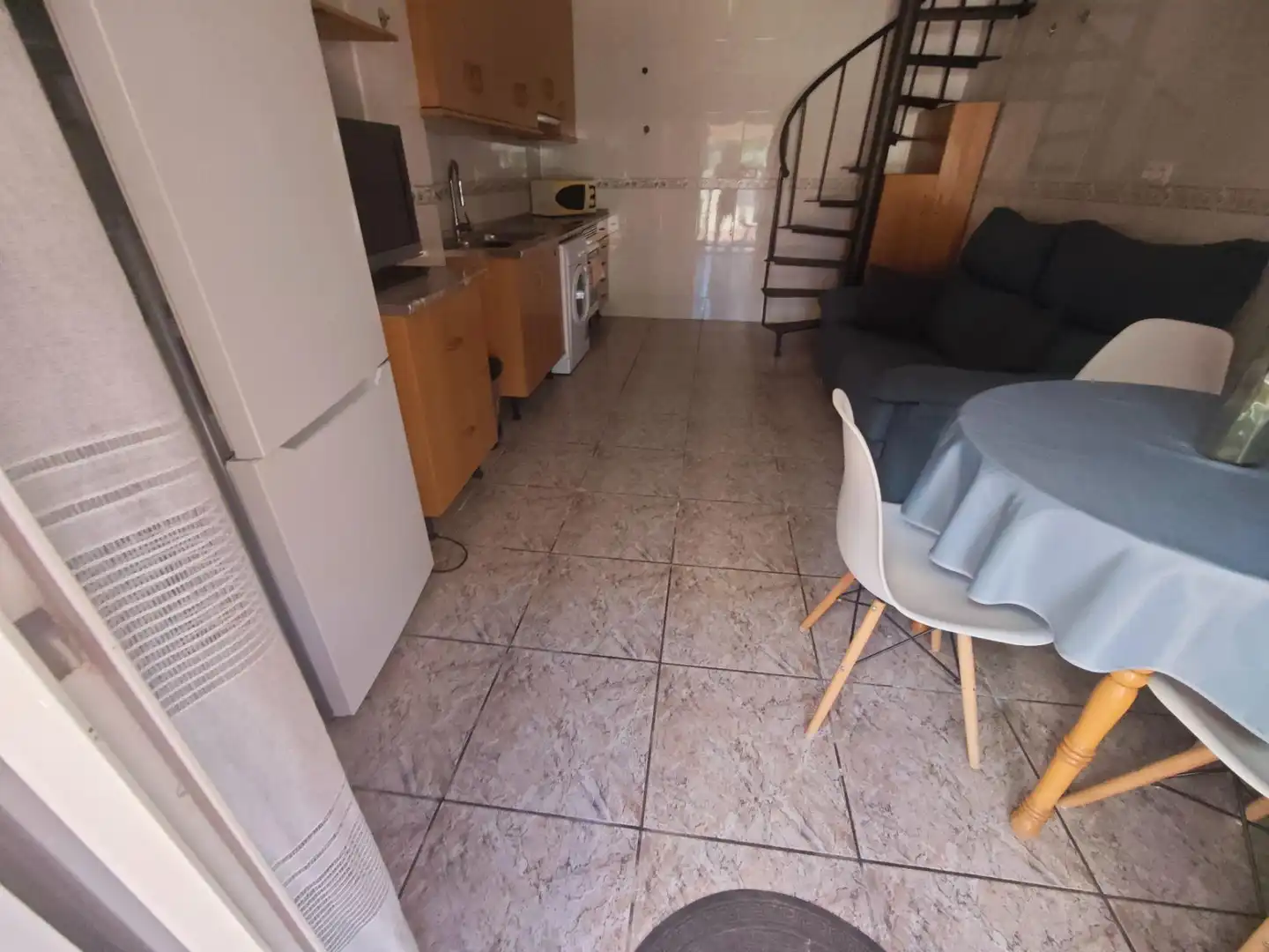 Cuina de Casa o xalet en venda en Cartagena amb Jardí privat, Terrassa i Moblat