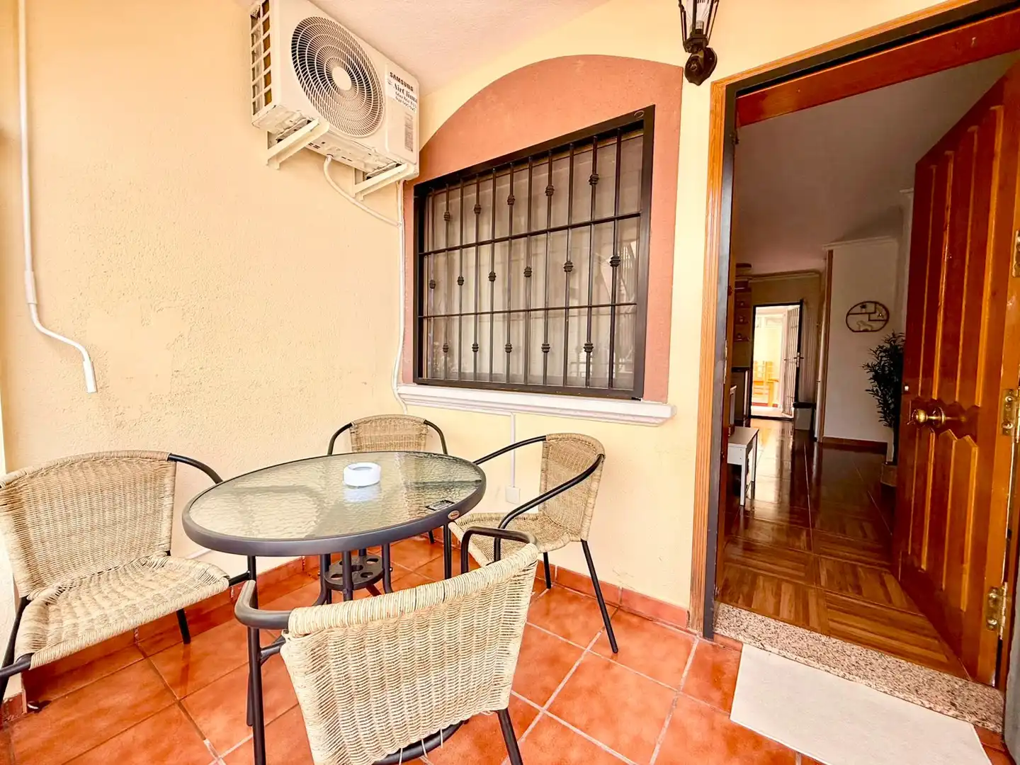 Terraza de Casa o chalet de alquiler en Torrevieja con Aire acondicionado, Amueblado y Horno