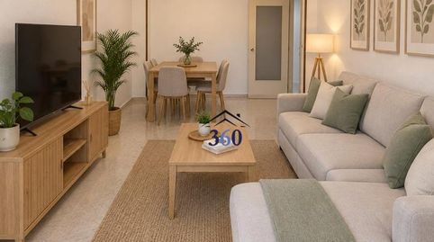 Foto 4 von Wohnung zur Miete in Plaza Primero de Mayo, La Cañada, Cáceres Capital
