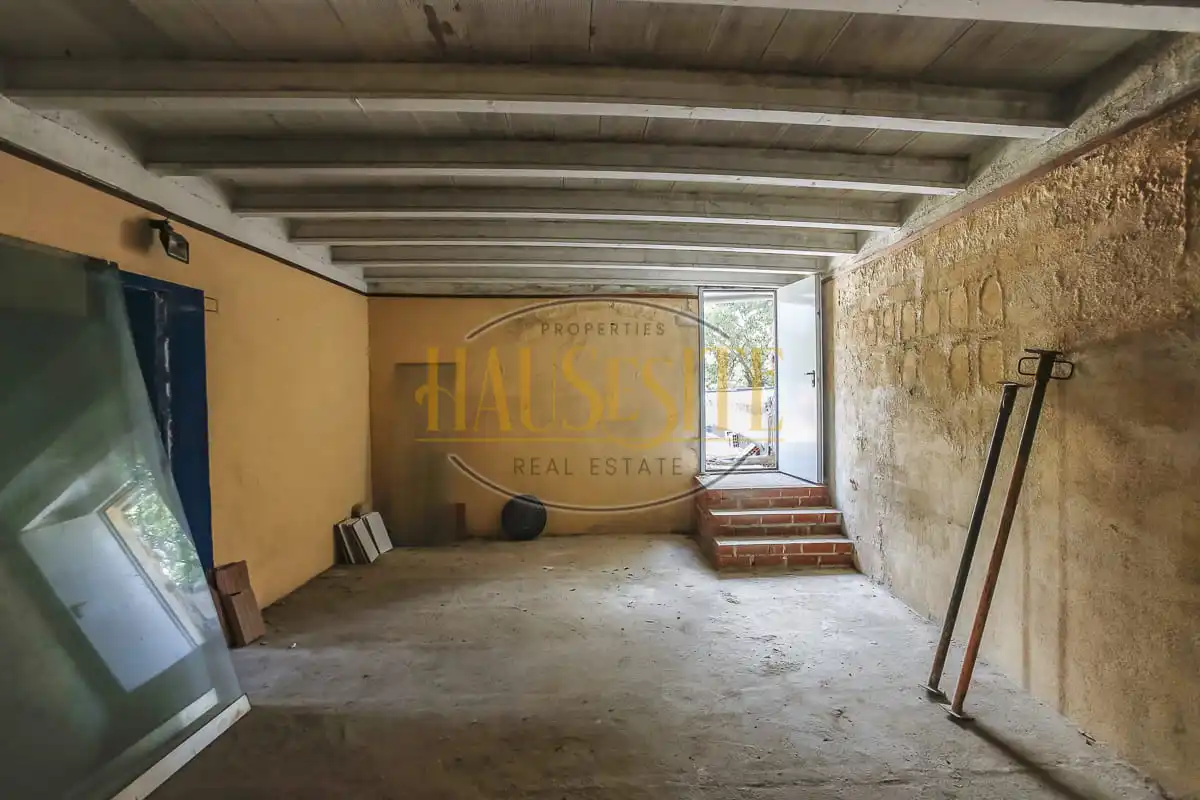 Country homes for sale in Torrelavit