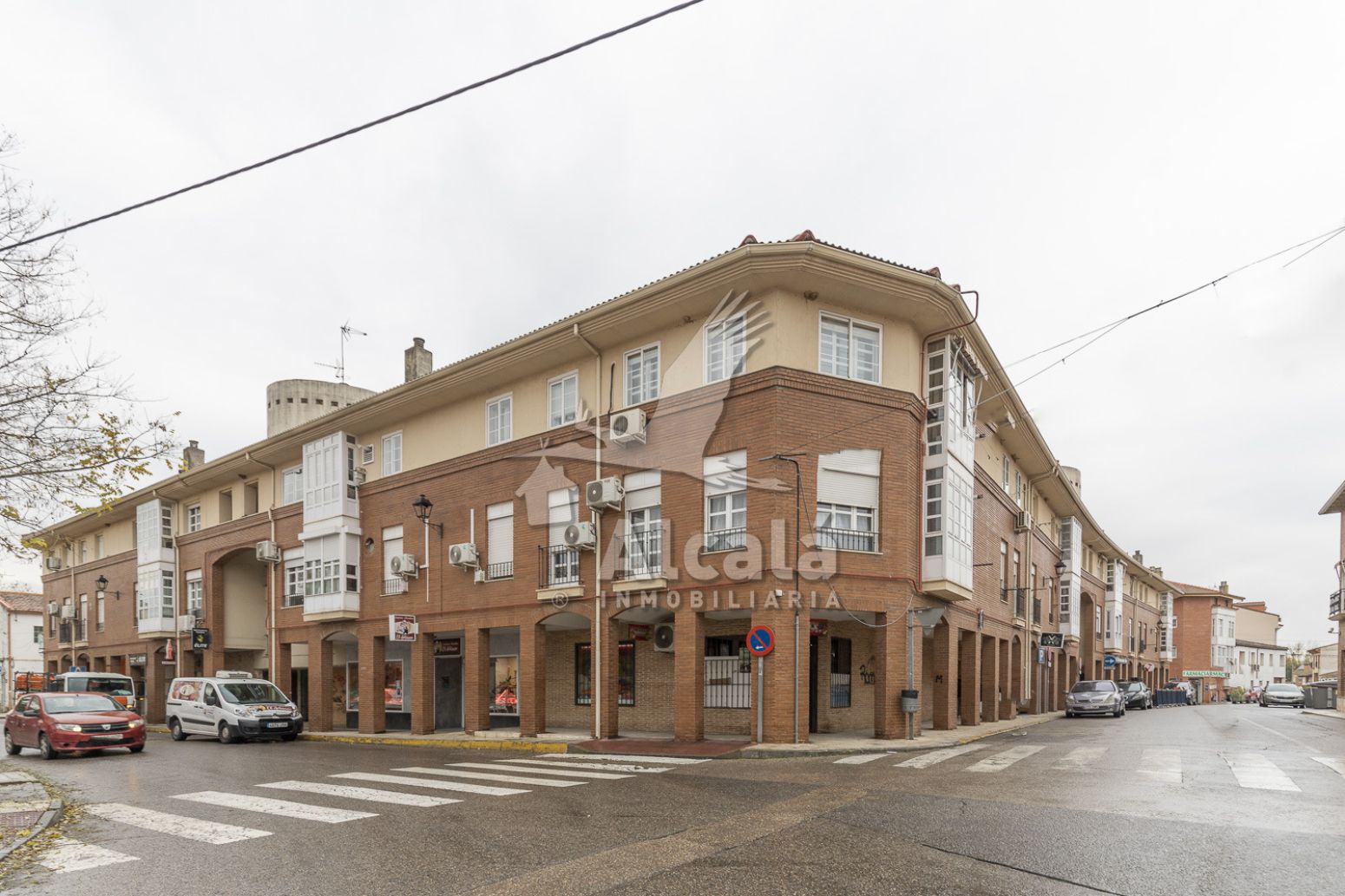 Vista exterior de Pis en venda en Alovera amb Aire condicionat, Calefacció i Terrassa