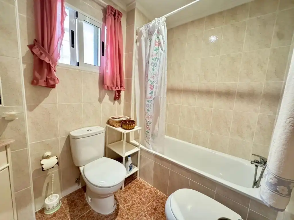 House with pool for sale in Calle Cabeza de Manzaneda, imagen 12
