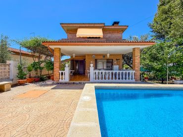 Villa con balcone in vendita a Montesol