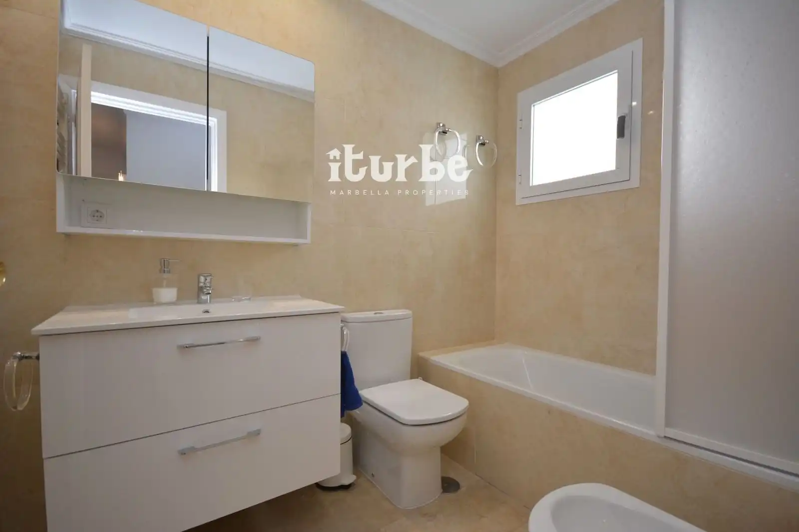 Flat for rent in Margarita - Edificio Géminis - Apartamento 322, La Carolina - Guadalpín