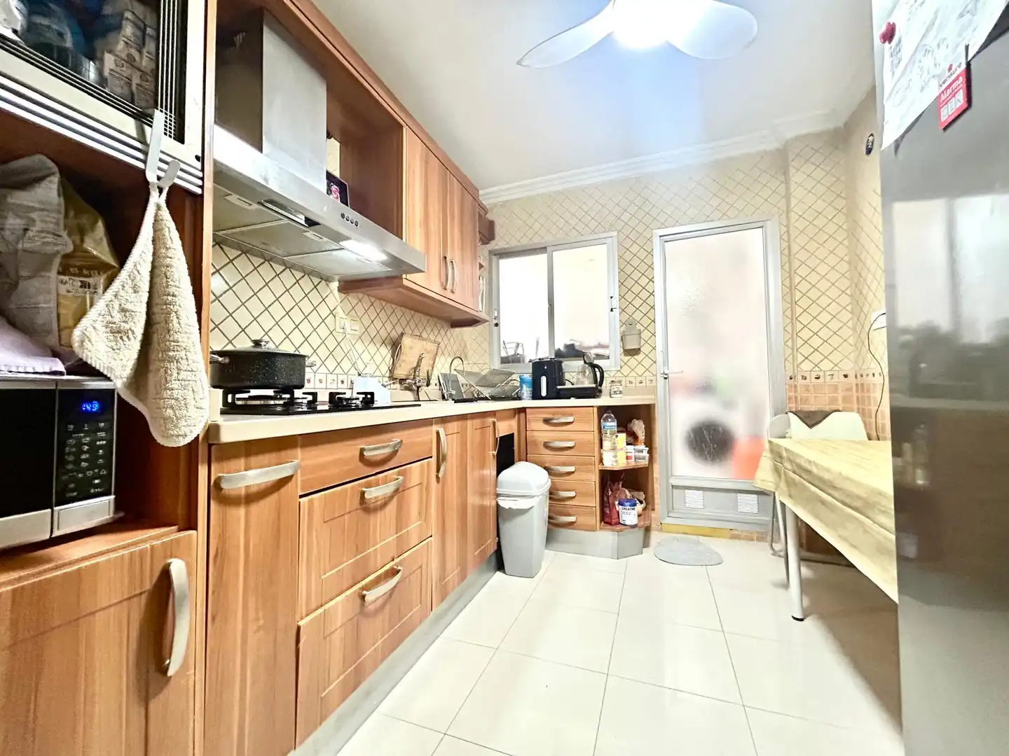 Küche von Wohnung zum Verkauf in Manises mit Klimaanlage, Terrasse und Balkon