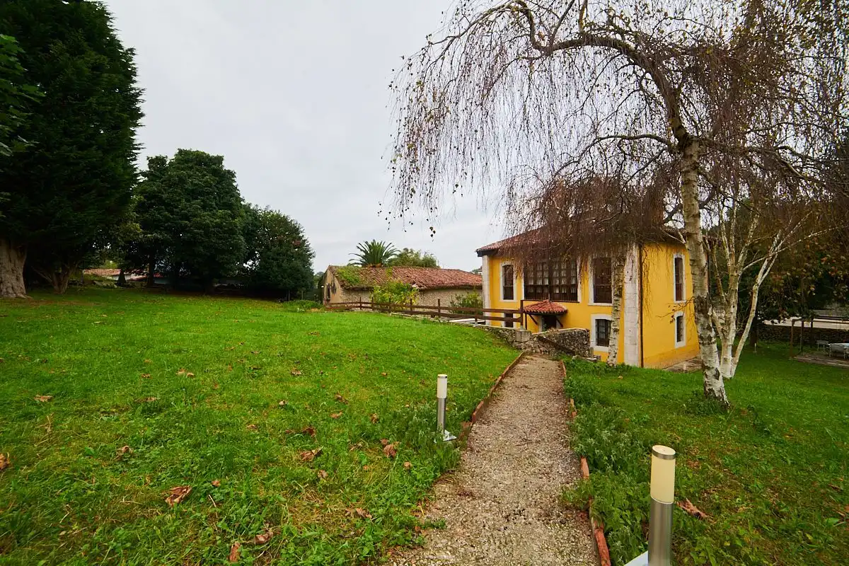 Detached house with garden for sale in Vidiago - Pendueles - Tresgrandas, imagen 3