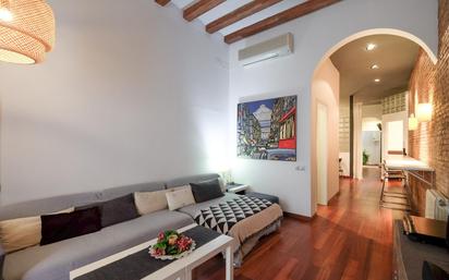 Bedroom of Flat for sale in  Barcelona Capital  with Air Conditioner, Heating and Parquet flooring