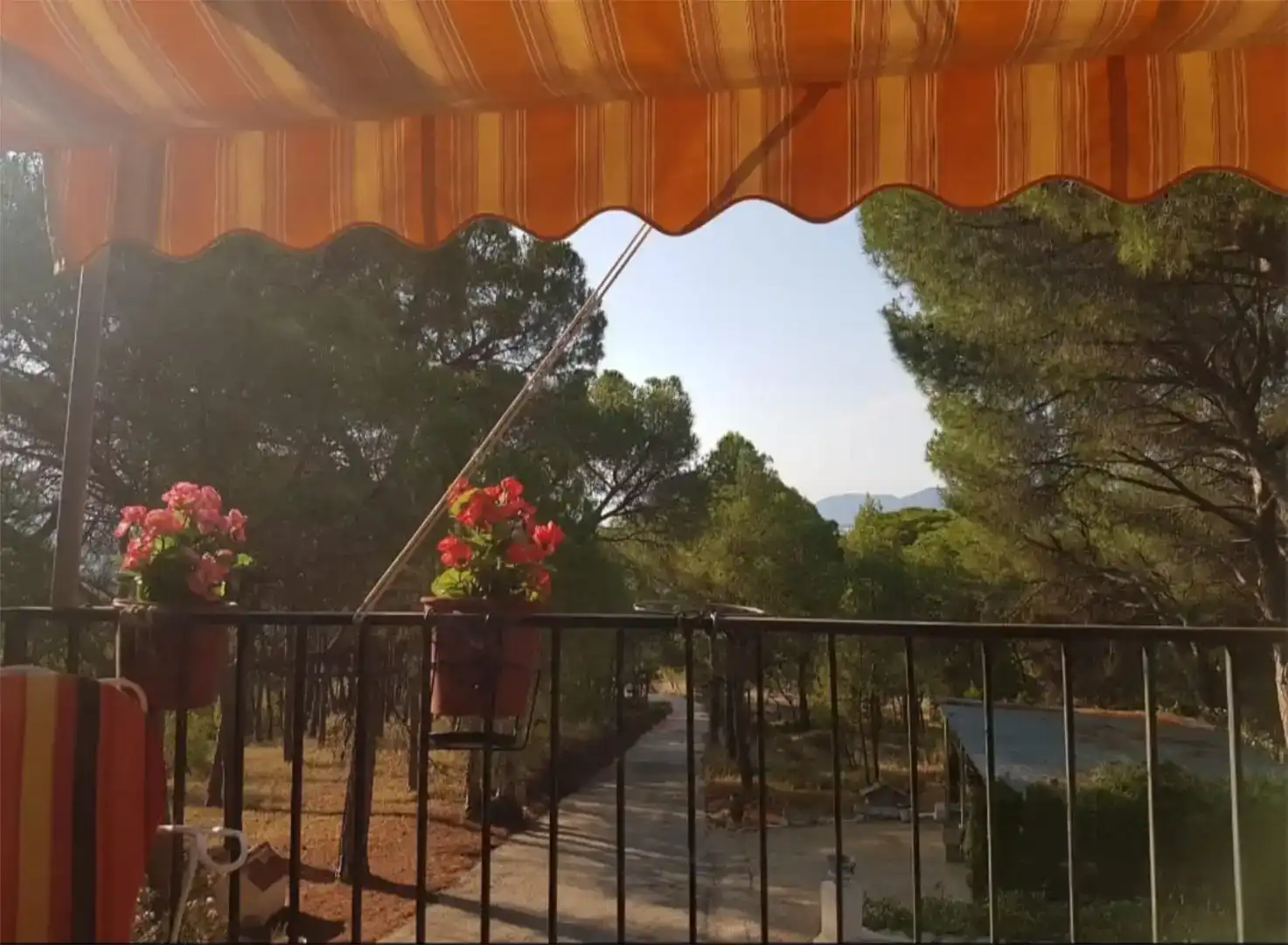 Terrassa de Finca rústica en venda en Onil amb Piscina i Balcó