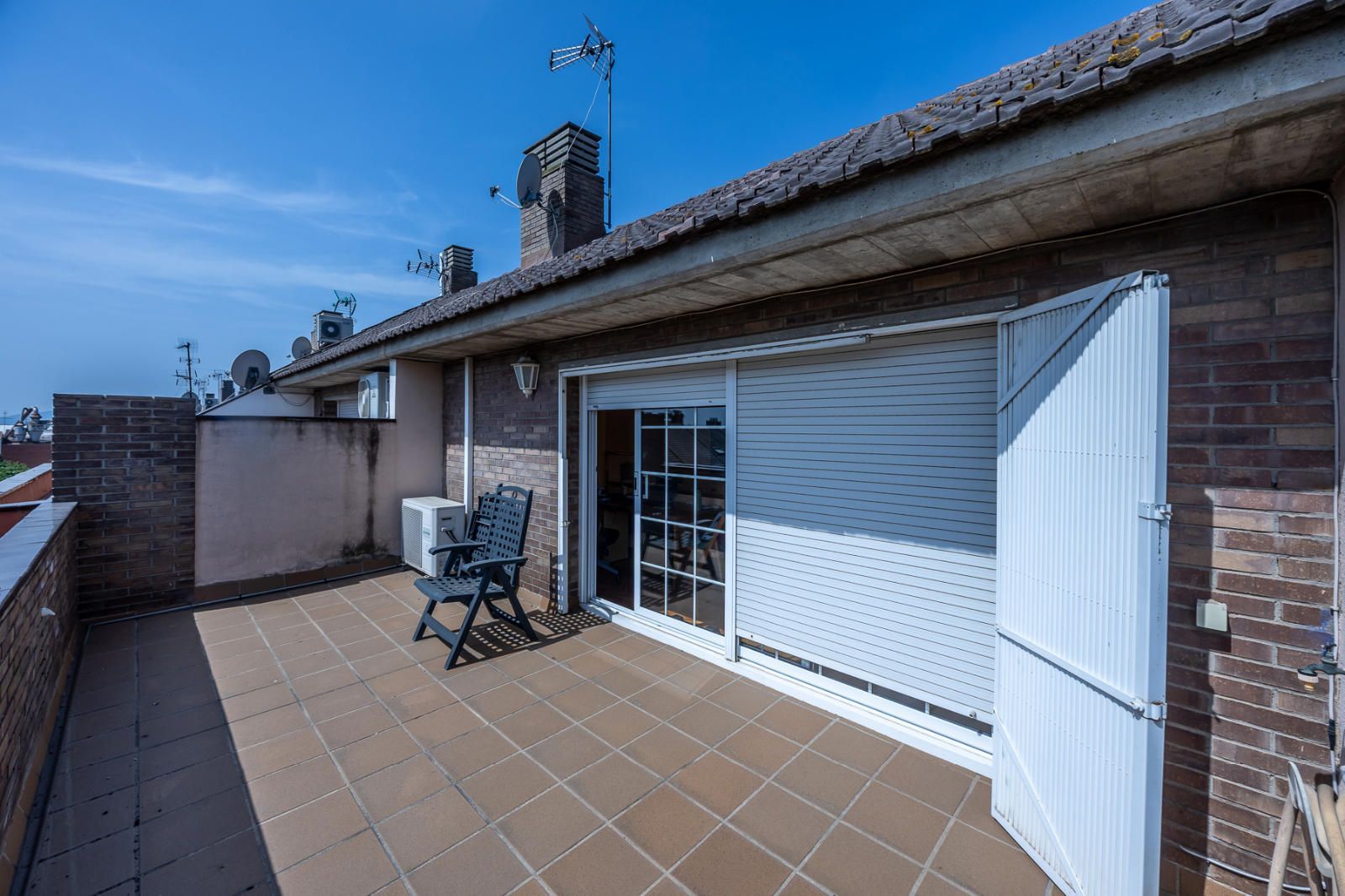 Terrace of Single-family semi-detached for sale in Sabadell  with Air Conditioner, Heating and Private garden