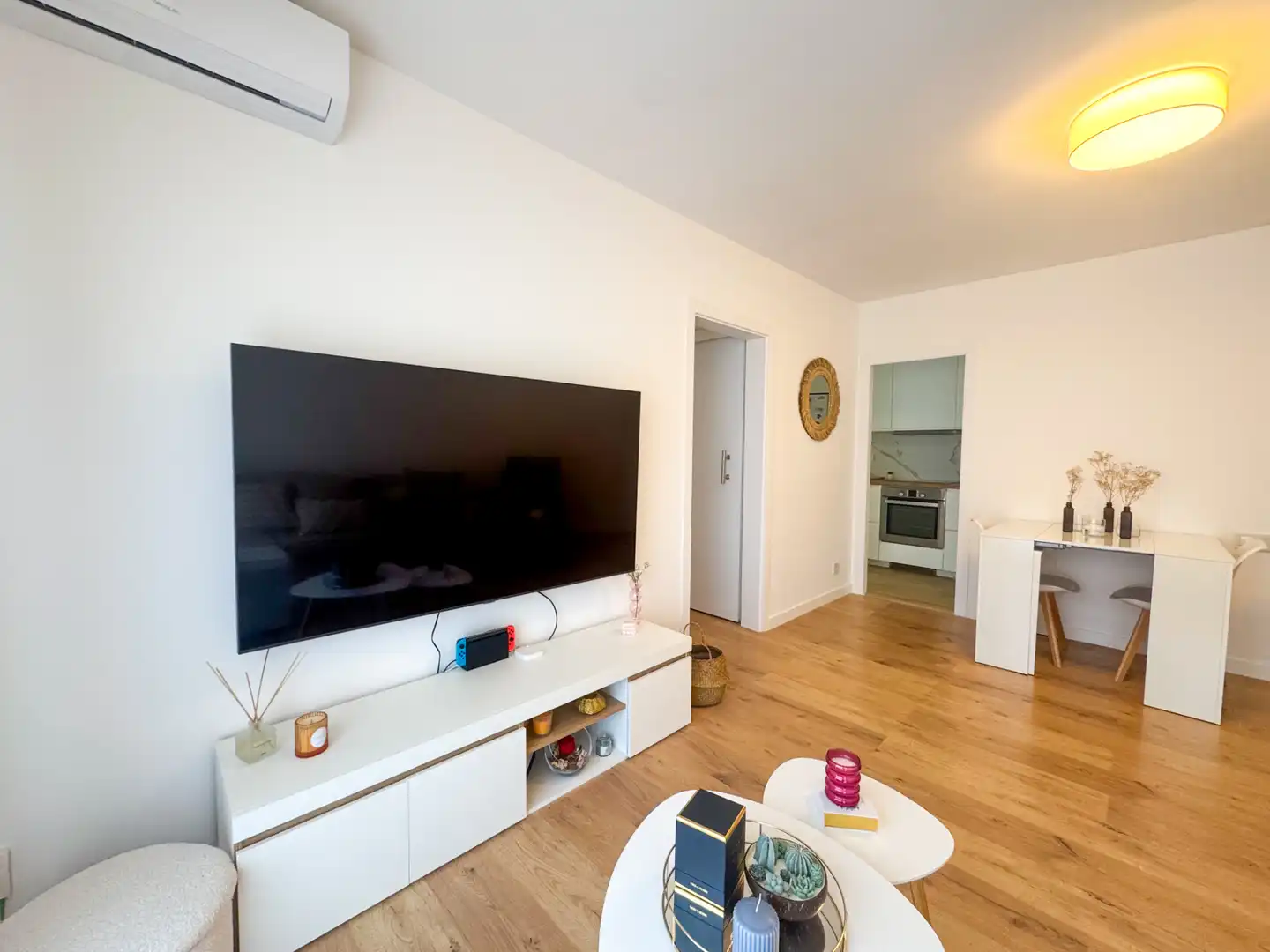 Living room of Flat for sale in Caldes de Montbui  with Air Conditioner, Parquet flooring and Oven
