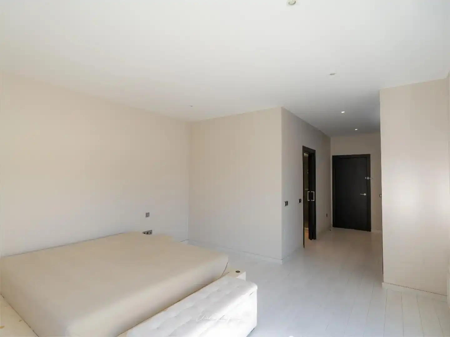 Dormitori de Casa o xalet en venda en Cartagena amb Aire condicionat, Piscina i Balcó