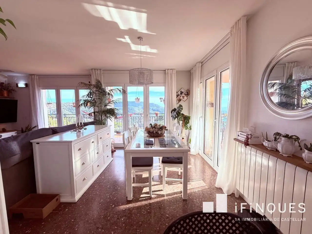 Dining room of Houses for sale in Castellar del Vallès  with Air Conditioner, Private garden and Parquet flooring