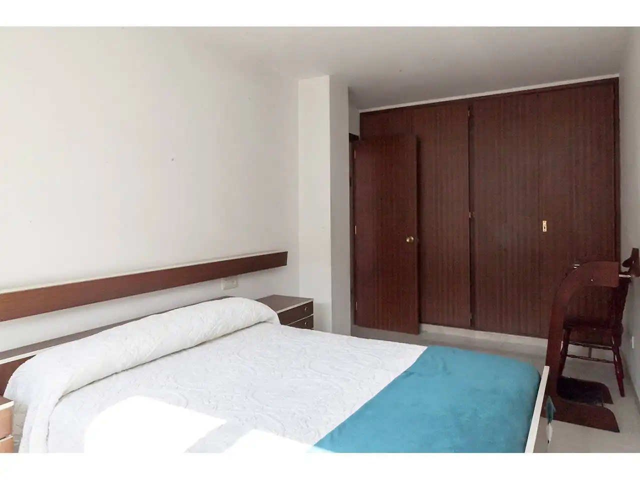 Habitación de Piso en venta en Sant Joan Despí con Calefacción y Terraza