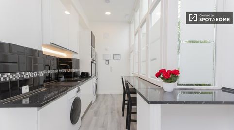 Photo 2 of Flat for rent in En Corts - Doctor Waksman, Valencia Capital