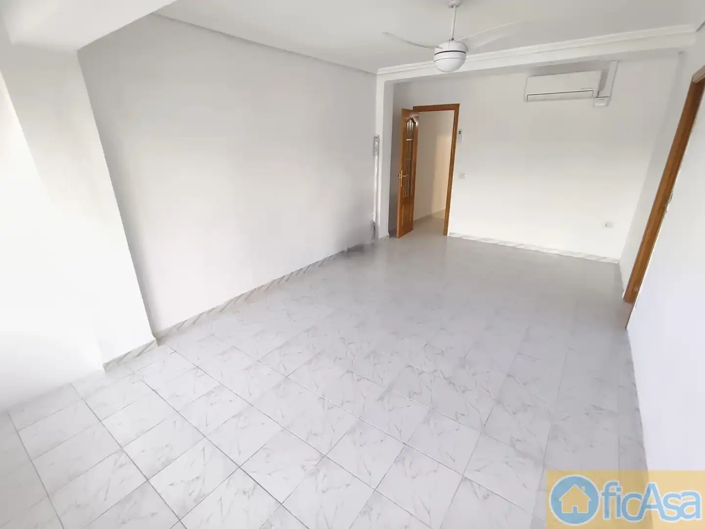Piso de alquiler en Almagro, Zona Avenida del Mar