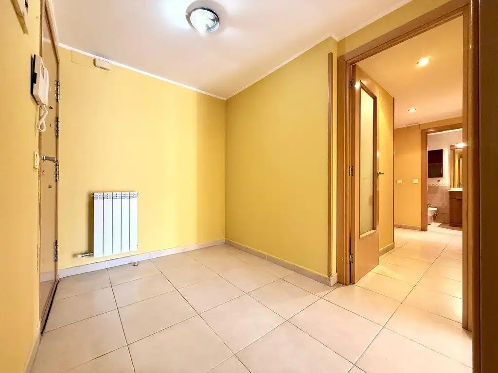 Schlafzimmer von Wohnungen zum Verkauf in Figueres mit Klimaanlage, Heizung und Terrasse