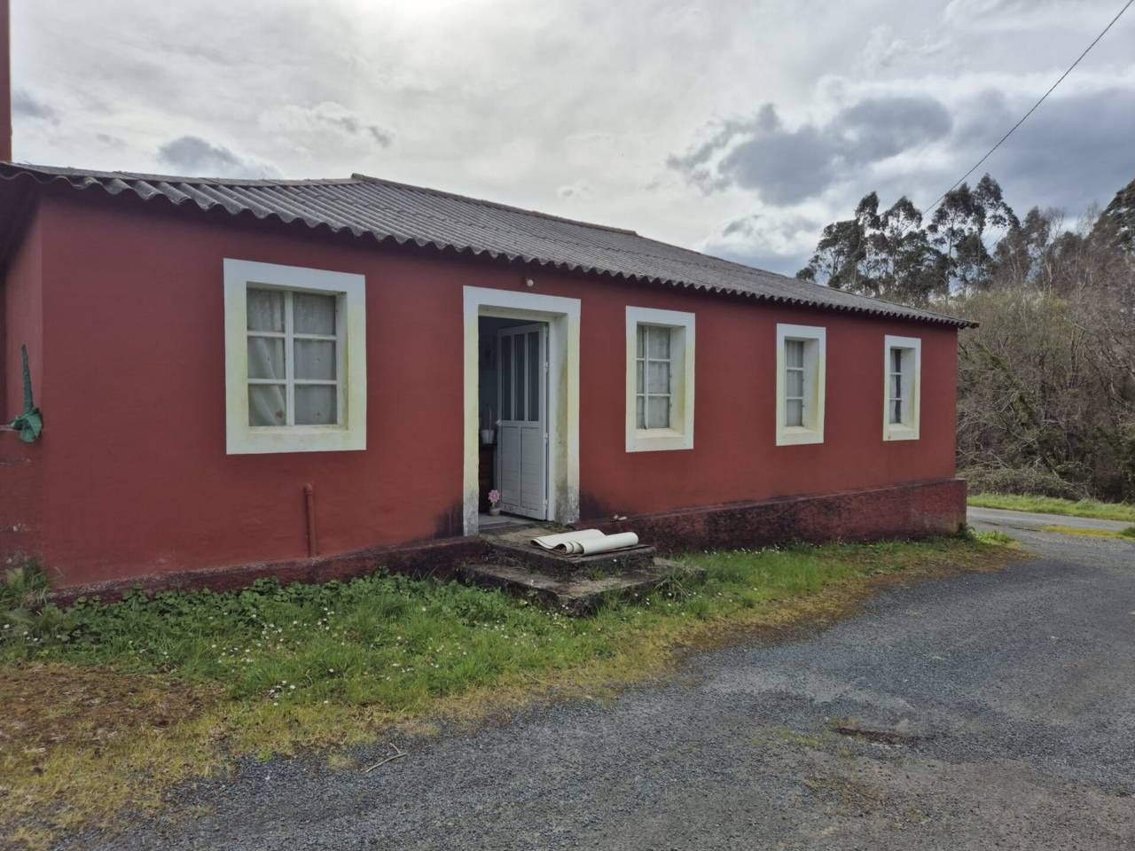 Vista exterior de Casa o xalet en venda en Aranga amb Jardí privat