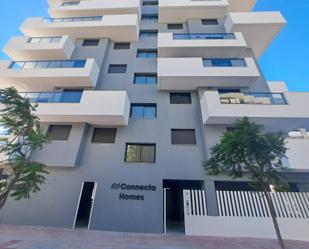 Exterior view of Flat to rent in Estepona  with Air Conditioner and Terrace