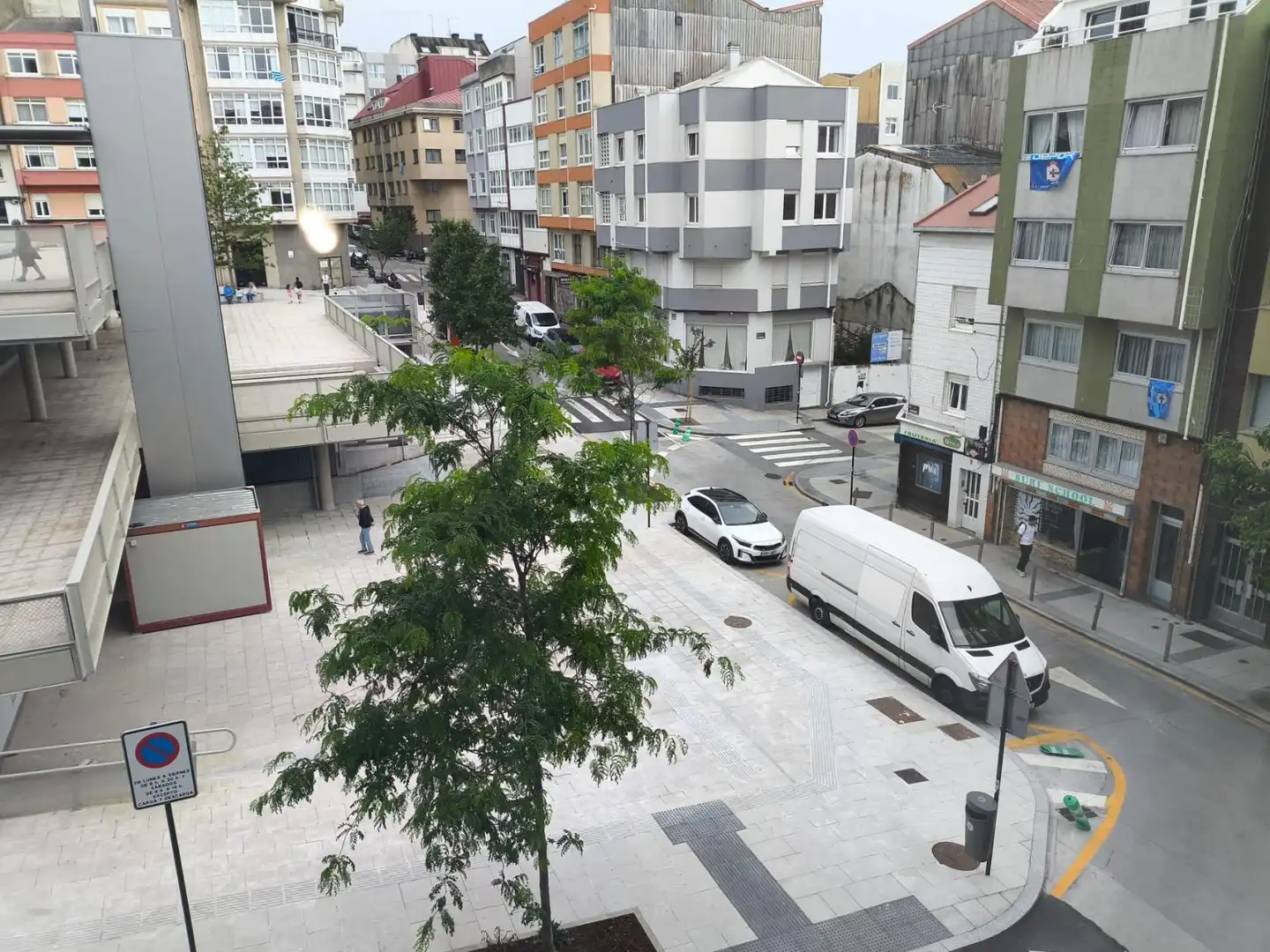 Exterior view of Flat for rent in A Coruña Capital   with Terrace and Furnished