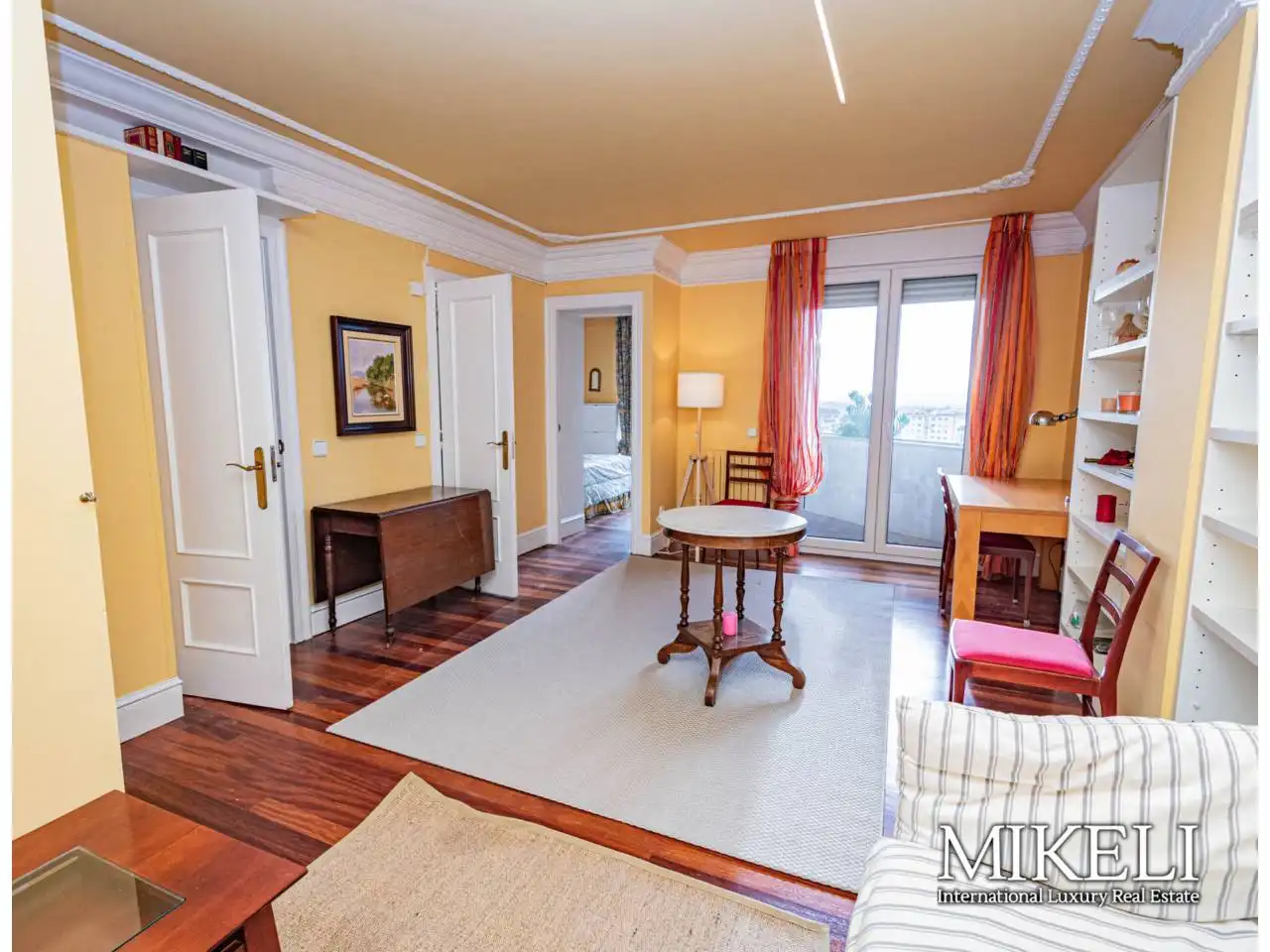 Sala d'estar de Apartament de lloguer en Santander amb Calefacció, Parquet i Terrassa