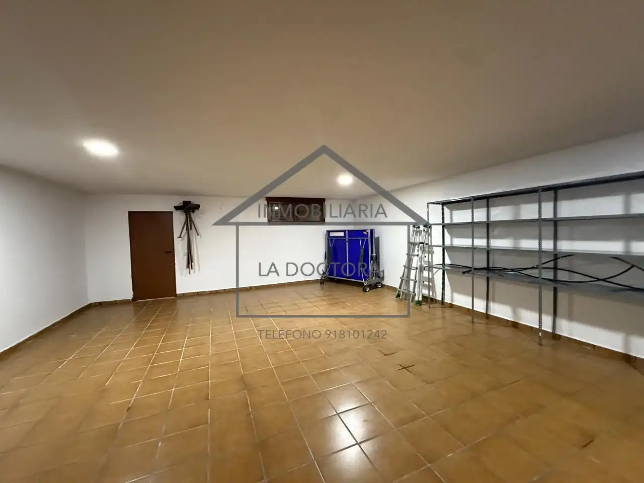 Einfamilien-Reihenhaus zur Miete in Navalcarnero mit Heizung, Privatgarten und Terrasse