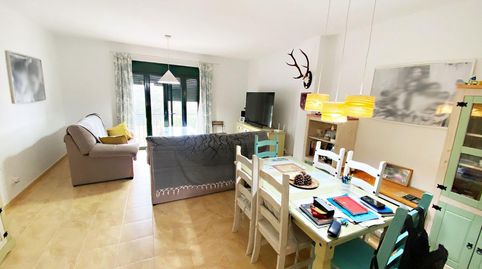 Vivienda con garaje, trastero y piscina comunitaria en Urbanización El Ejido  Alcalá de los Gazules