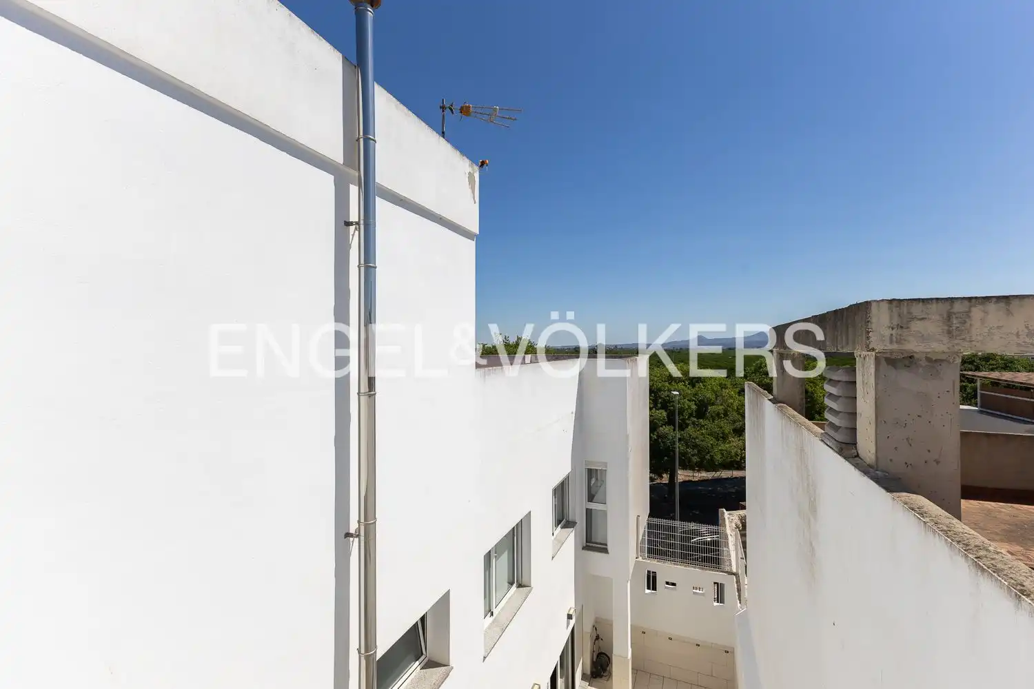 Exterior view of Houses for sale in Villanueva de Castellón  with Air Conditioner, Heating and Terrace