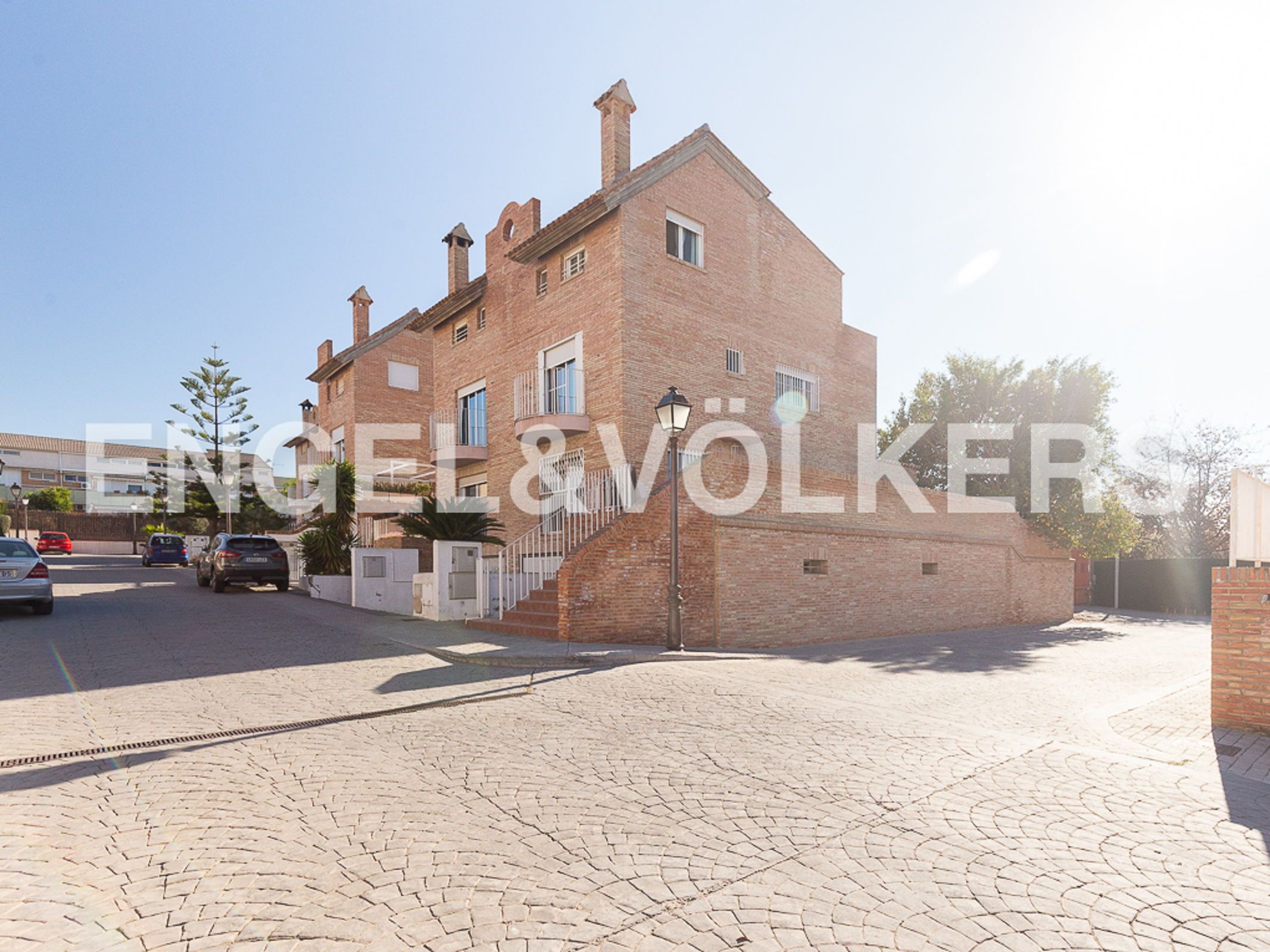 Exterior view of House or chalet for sale in Bétera  with Air Conditioner, Heating and Private garden