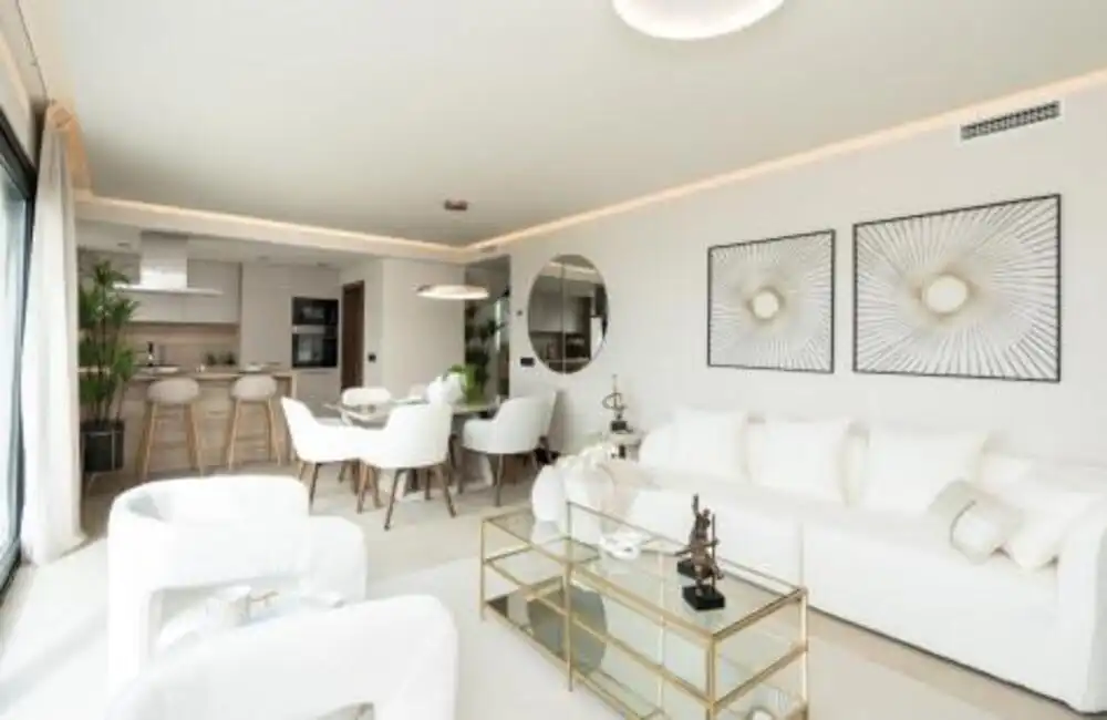 Ático con piscina en venta en Nueva Andalucía, imagen 4