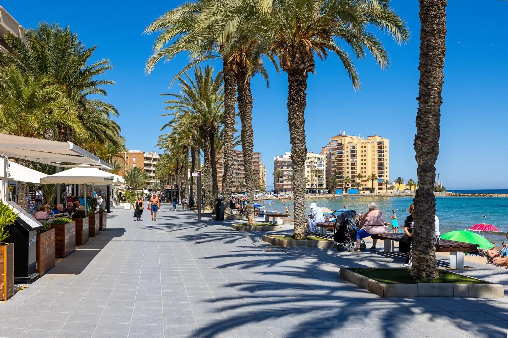 Exterior view of Study for sale in Torrevieja  with Air Conditioner, Terrace and Balcony