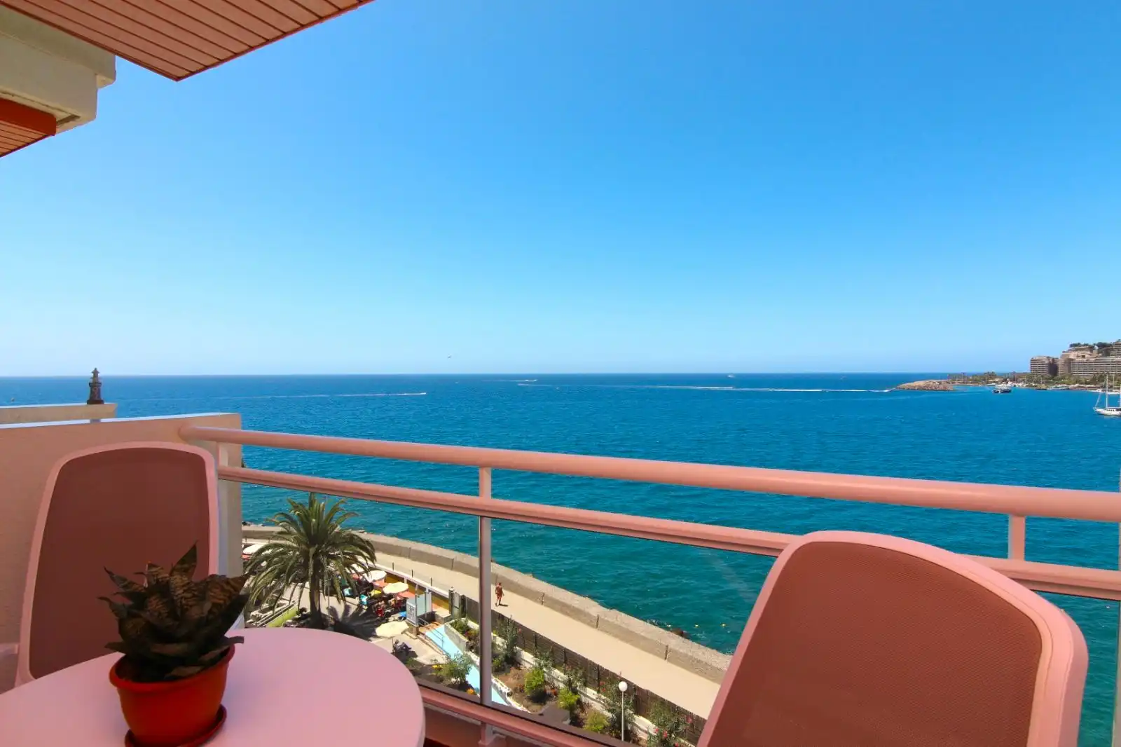 Habitación de Piso de alquiler en Mogán con Terraza, Amueblado y Microondas