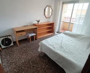 Bedroom of Flat to share in Valls  with Furnished