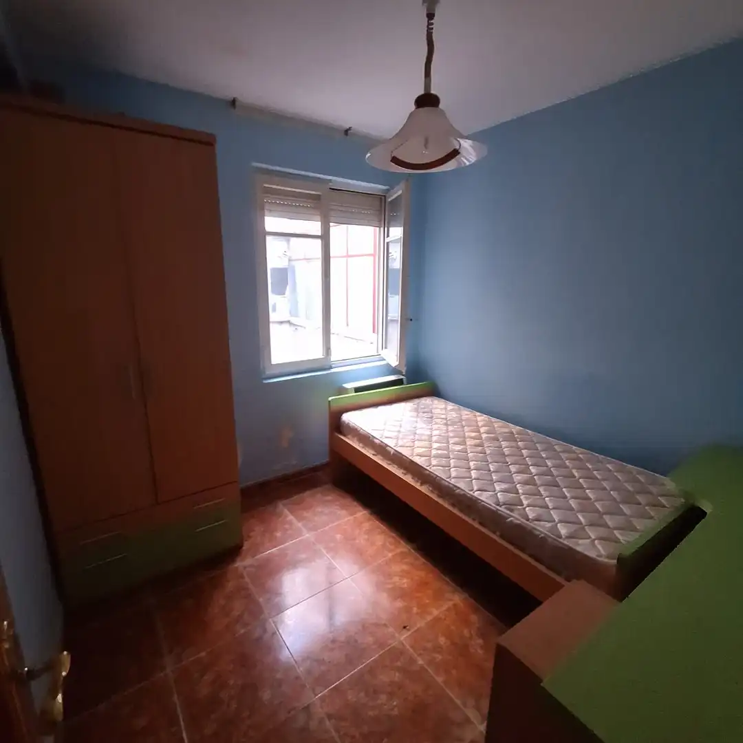 Habitación de Piso en venta en Íscar con Calefacción, Terraza y Amueblado