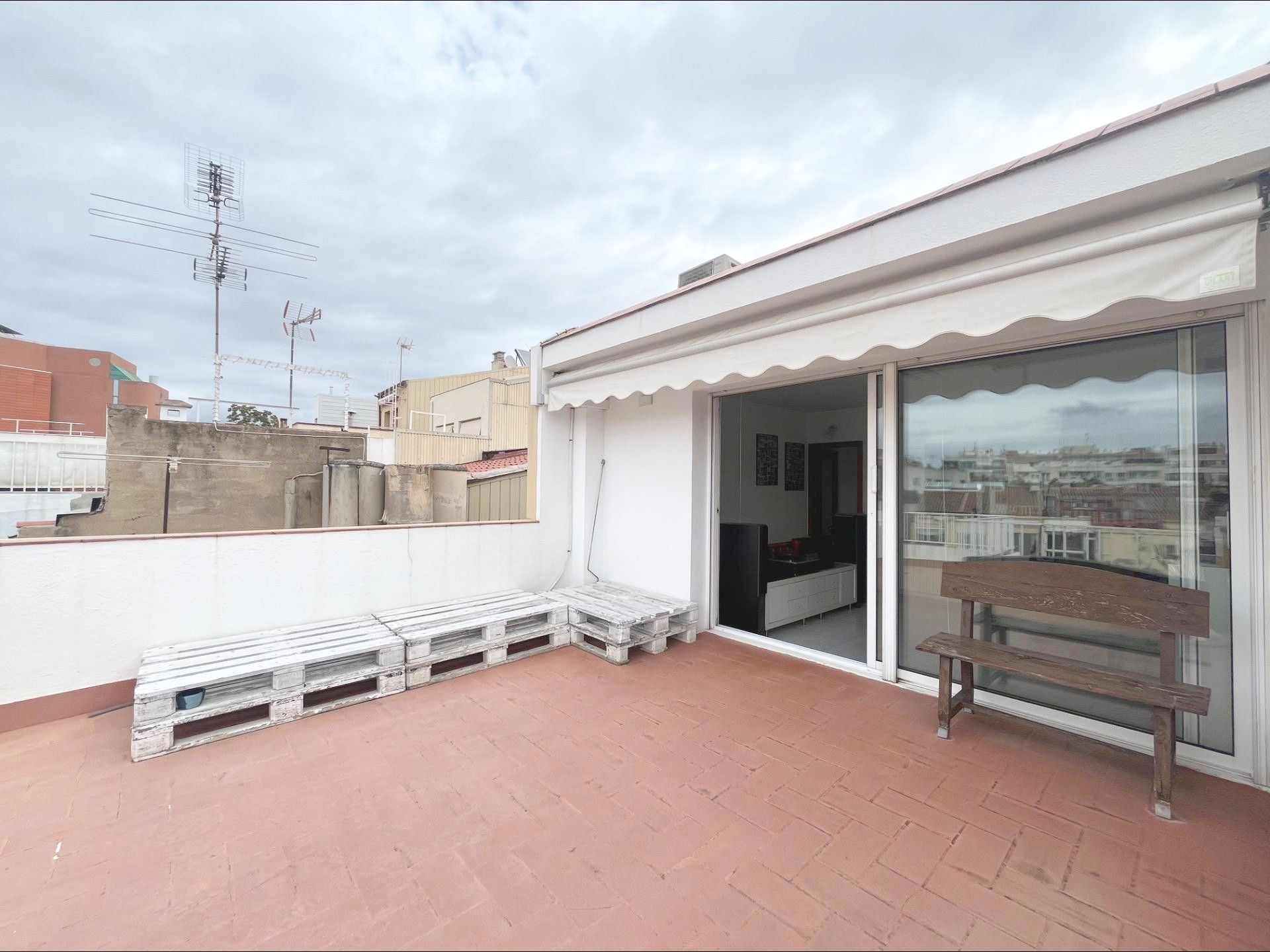 Terrace of House or chalet for sale in Terrassa  with Air Conditioner, Heating and Terrace