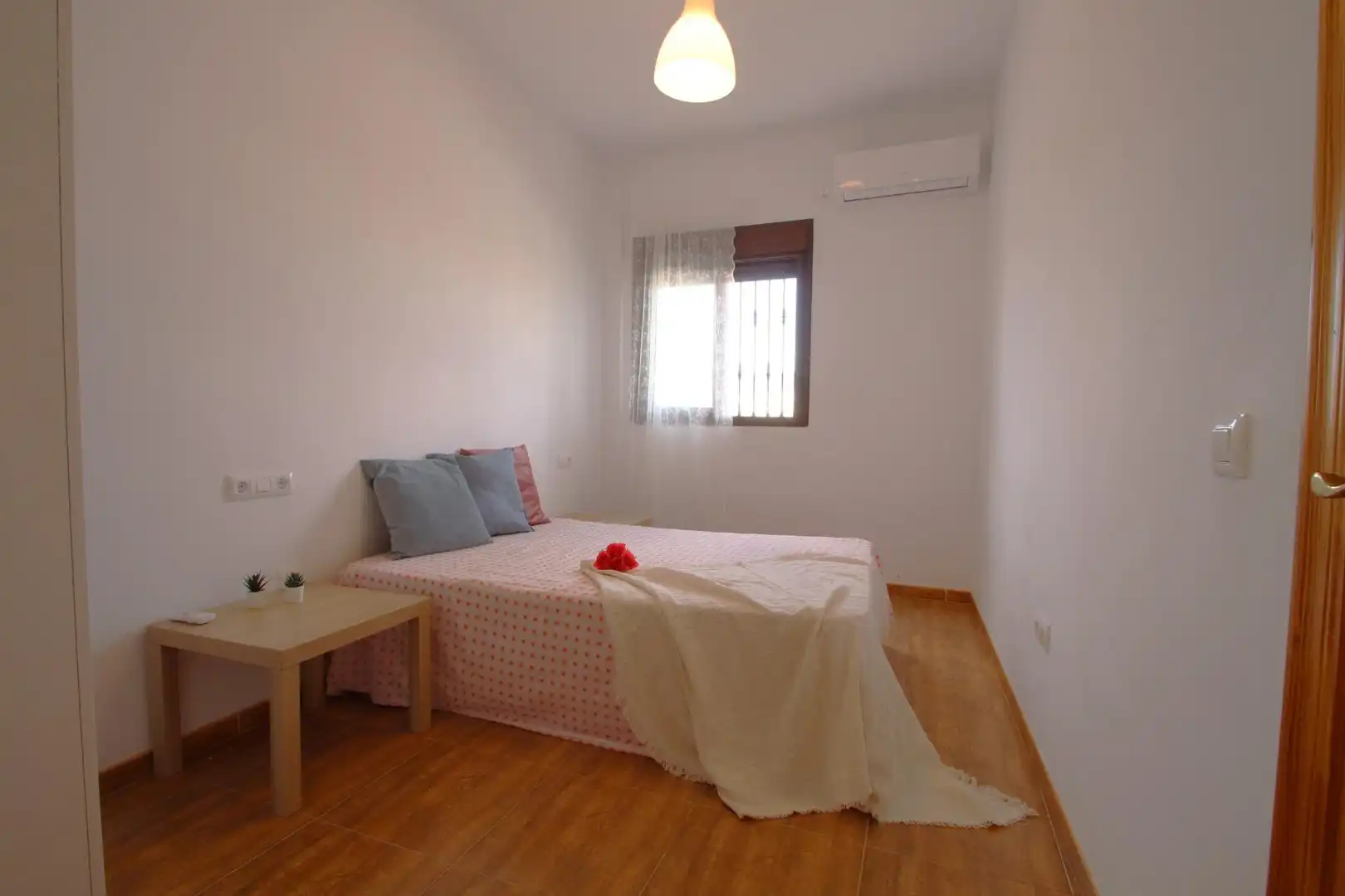 Dormitori de Pis en venda en Sorbas amb Aire condicionat, Jardí privat i Terrassa