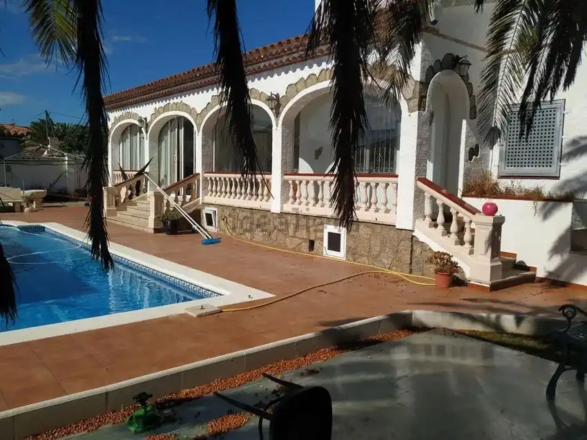 House with pool for sale in Miami Platja, imagen 2