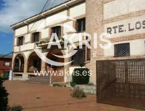 Local comercial en venta en Calle San Vicente, imagen 5