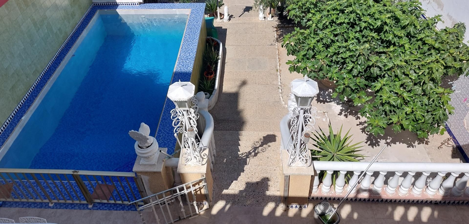 Swimming pool of Duplex for sale in Cartagena  with Air Conditioner, Heating and Private garden