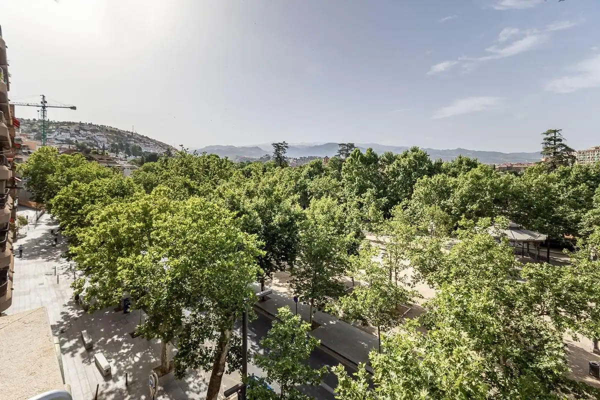 Außenansicht von Wohnung zur Miete in Granada mit Heizung und Terrasse