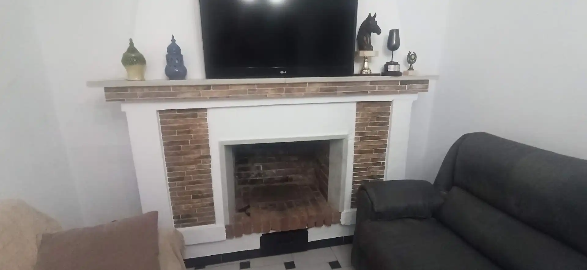 Sala d'estar de Casa o xalet en venda en Écija amb Terrassa i Traster