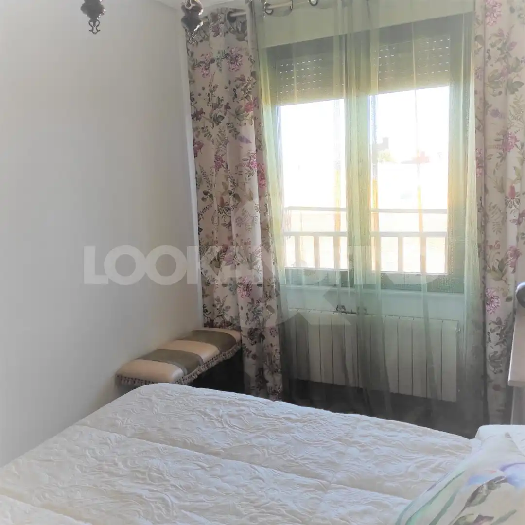 Bedroom of Flat for rent in Salamanca  with Heating, Parquet flooring and Furnished