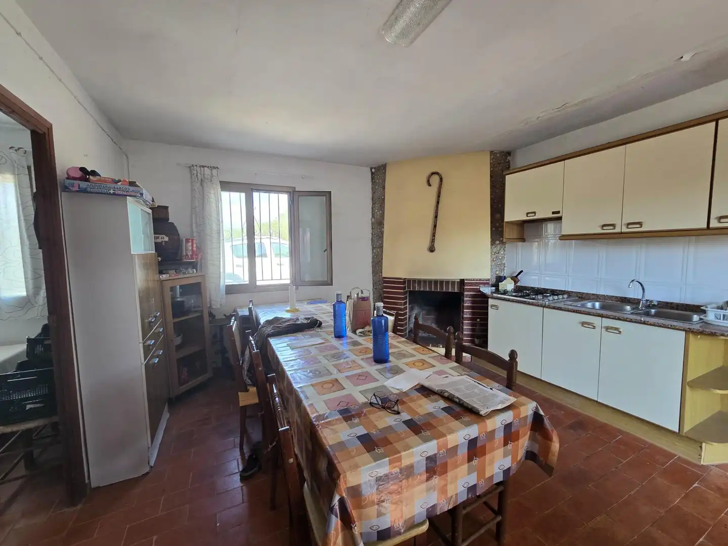 Cocina de Finca rústica en venta en Freginals con Jardín privado