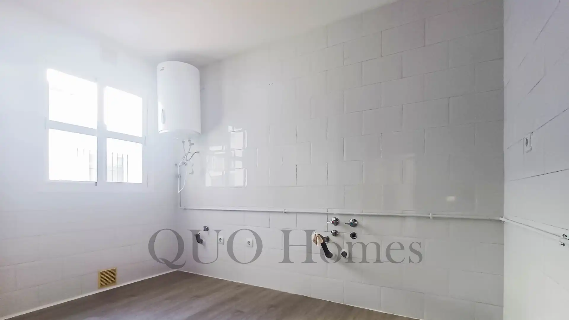 Bathroom of Flat for sale in Jerez de la Frontera  with Air Conditioner, Storage room and Balcony