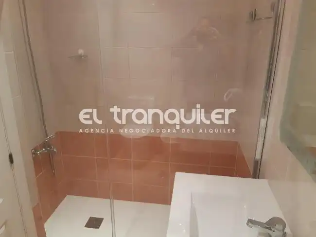 Bathroom of Duplexes for sale in Boadilla del Monte  with Terrace and Washing machine