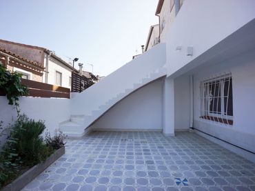 Casa con balcón en venta en Volta de l´Ametller