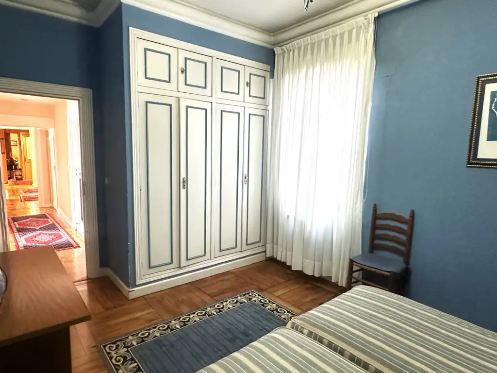 Schlafzimmer von Maisonette zum Verkauf in Oviedo  mit Heizung und Parkett