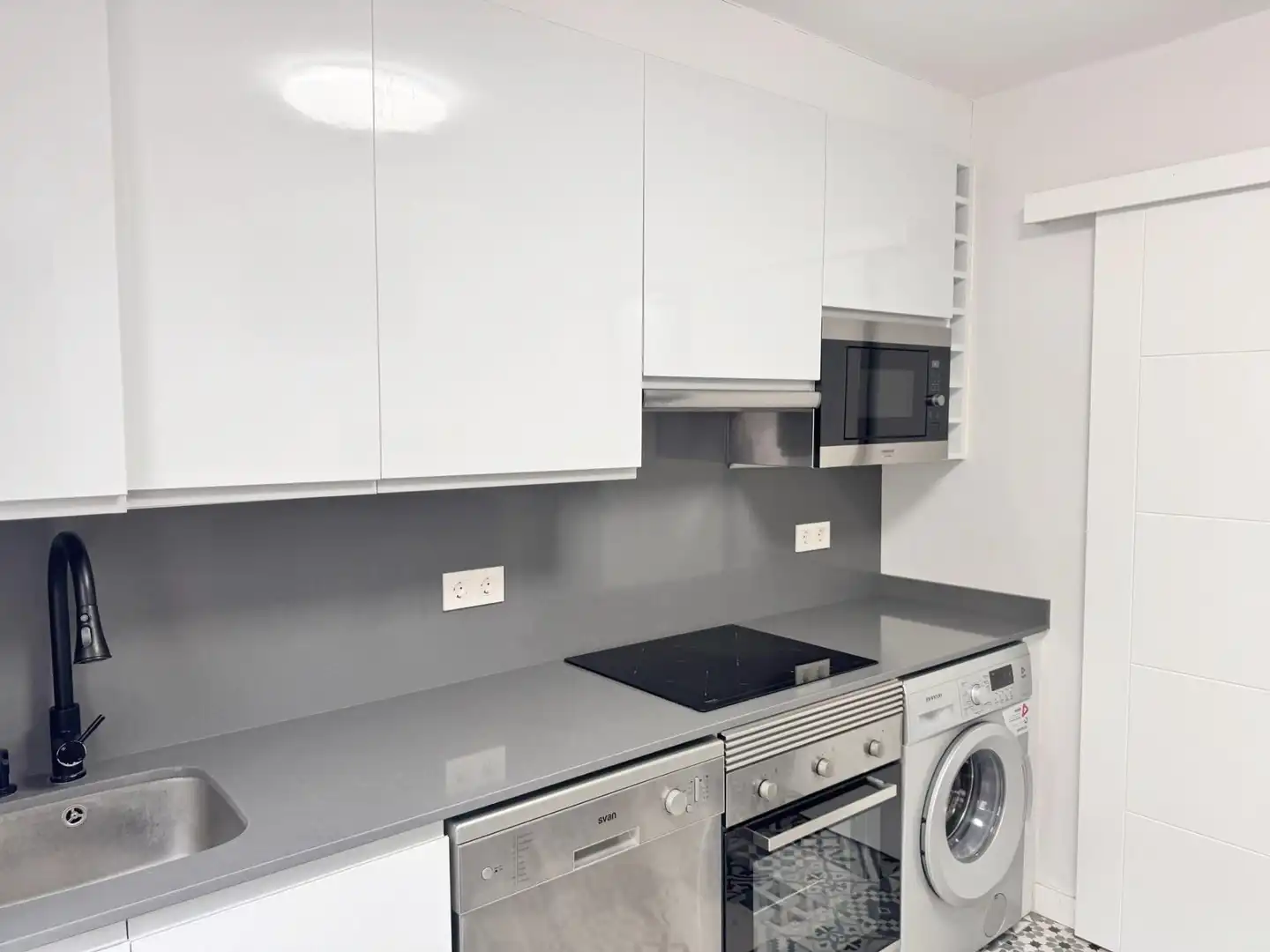 Küche von Wohnung zur Miete in Oviedo  mit Heizung und Möbliert