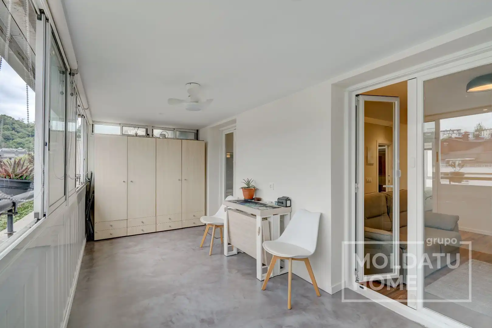 Außenansicht von Wohnungen zum Verkauf in Donostia - San Sebastián  mit Heizung und Terrasse